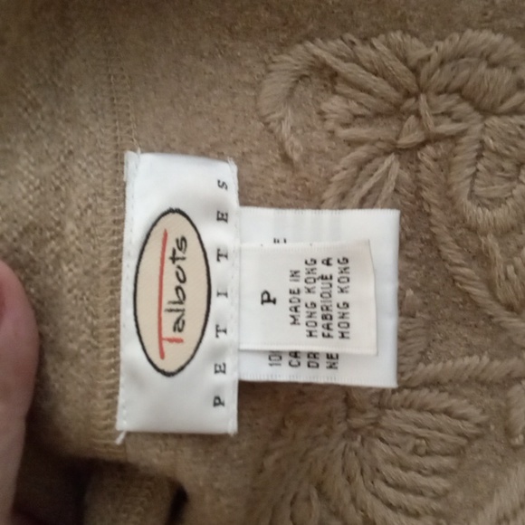 Talbots Vintage 100% Wool  Camel  Embrodered Cardigan Gramma Old Money Small - Picture 5 of 8